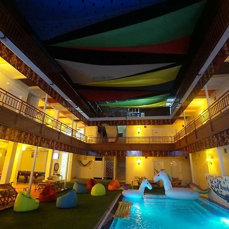 Bagan Vibes Hostel Nyaung-U Экстерьер фото